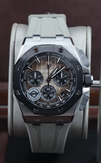 Royal Oak Offshore 26420 APSF 43mm Brown Dial On white Rubber Strap SA4401