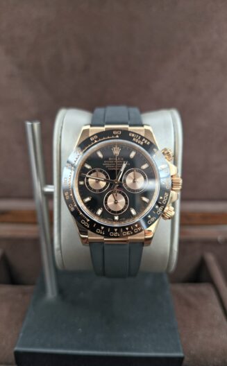 Daytona 116515 Solid Rose Gold CNC case on rubber 4 gen parts