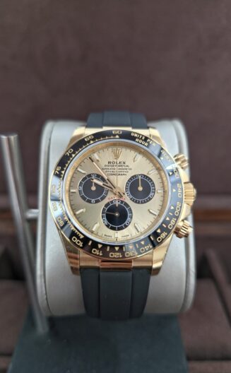 Daytona 126518 40mm YG Weighted VSF Gold-Black dial Oyster-Flex Strap VS4131 V2