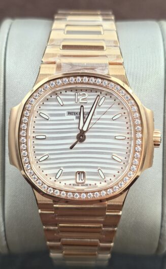 PP nautilus 7118 white dial fake diamon bezel